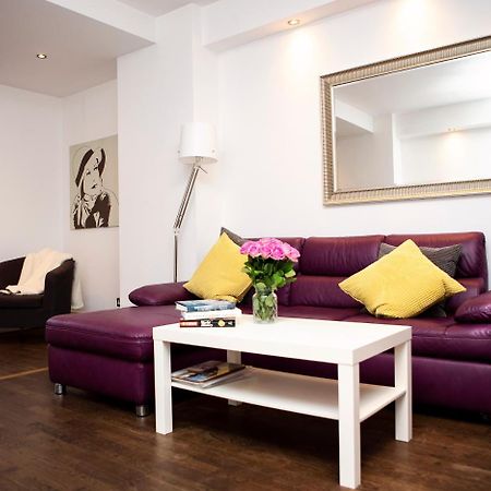 Apt 1, Trafalgar Square 1St Floor By Indigo Flats Λονδίνο Εξωτερικό φωτογραφία